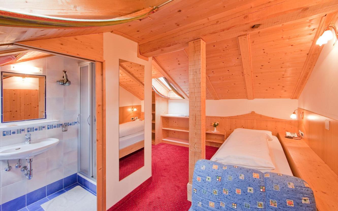 Hotel Rainegg Olang Экстерьер фото